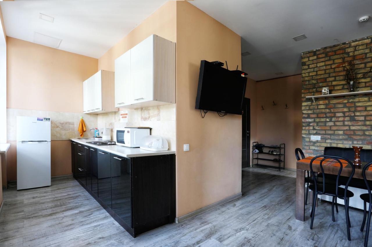 Light Life Hostel Kiev Ngoại thất bức ảnh