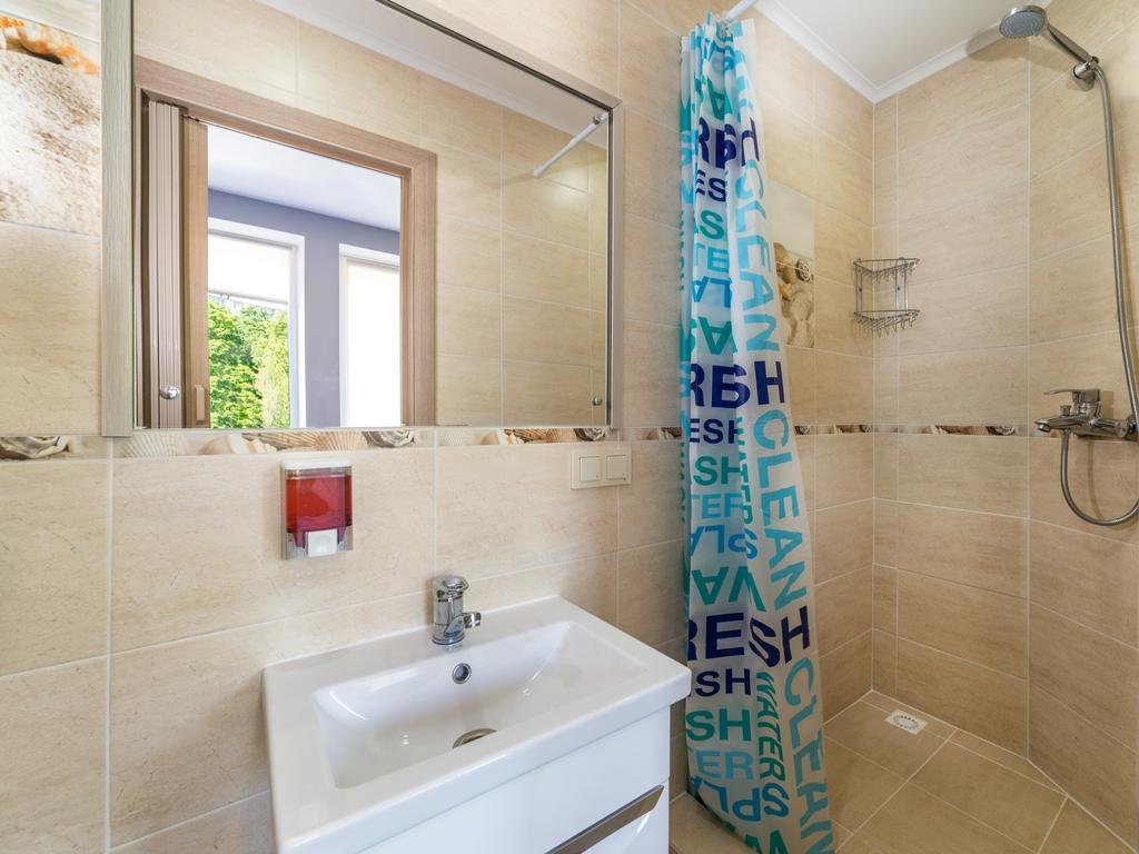 Light Life Hostel Kiev Ngoại thất bức ảnh